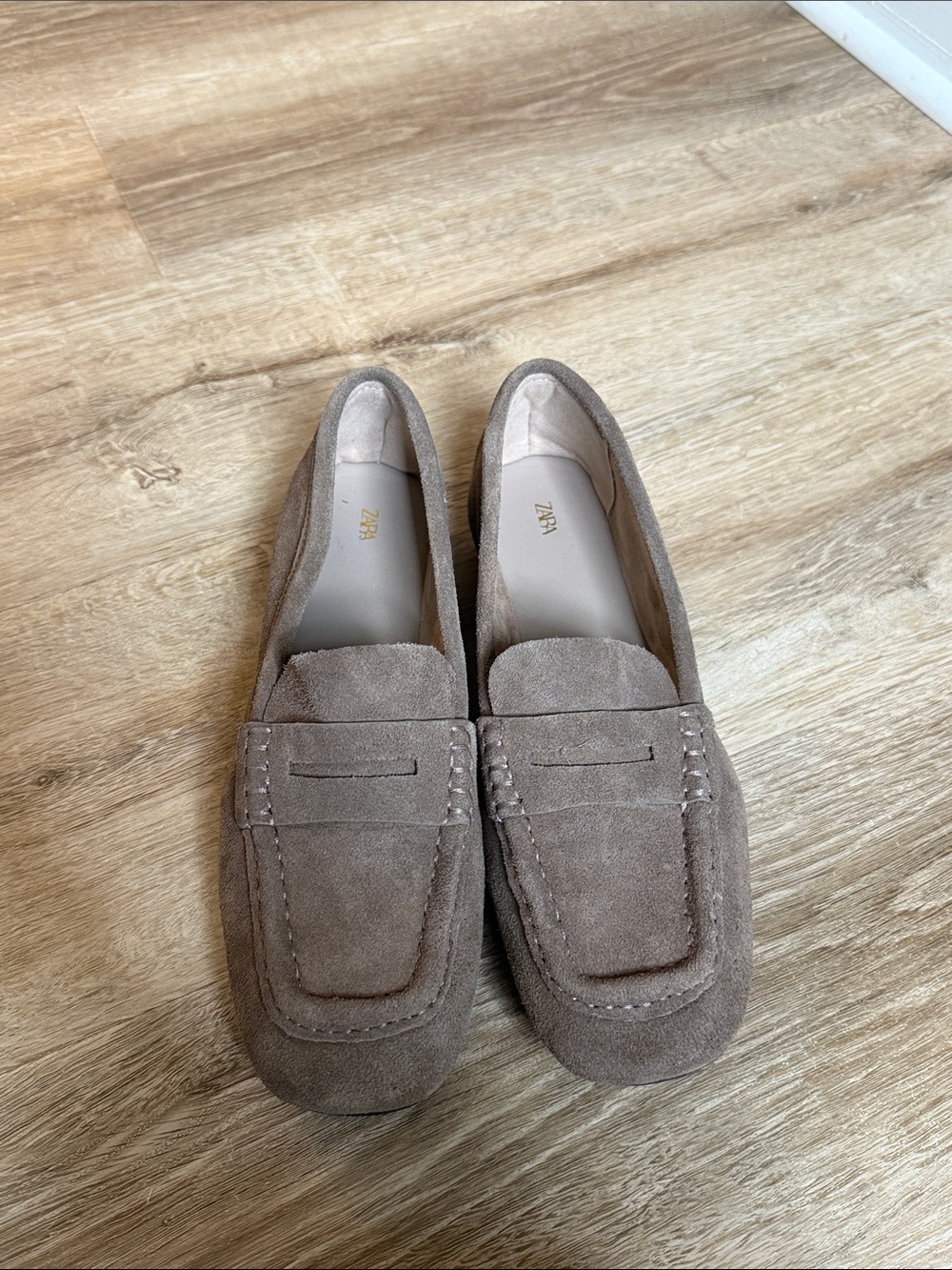 NWOT Zara Split Leather Loafers - Picture 2 of 5